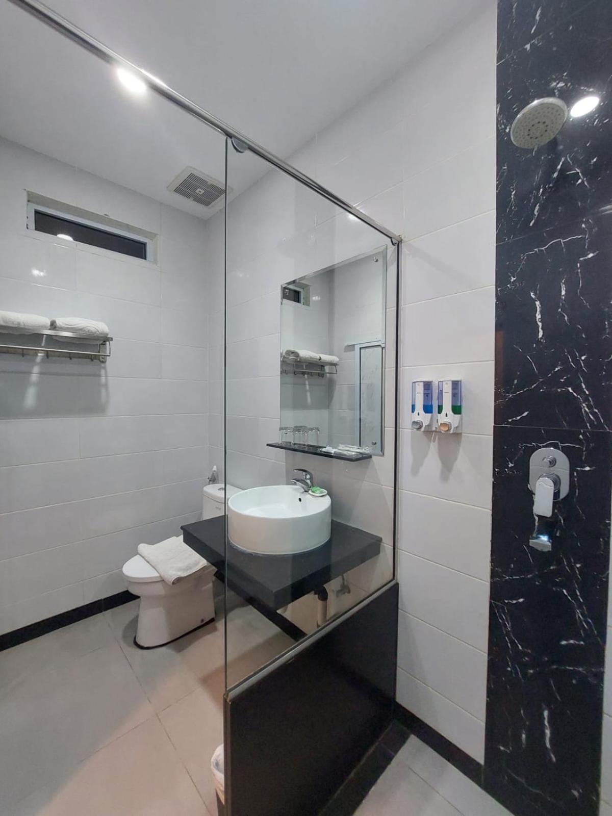 Batam Harbour Boutique Hotel & Spa Nagoya Camera foto
